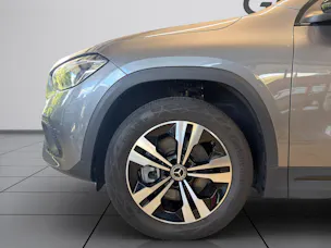 MERCEDES-BENZ GLA 250 4Matic Progressive 8G-DCT