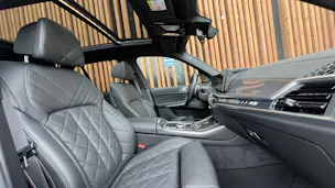 BMW X5 xDRIVE 48V 40i M SPORT PRO BLACK STEPTRONIC l 381 PS