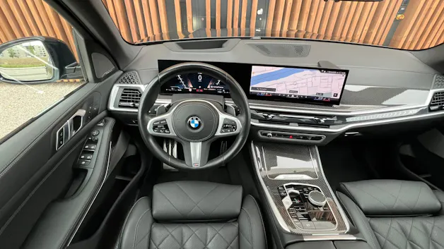 BMW X5 xDRIVE 48V 40i M SPORT PRO BLACK STEPTRONIC l 381 PS
