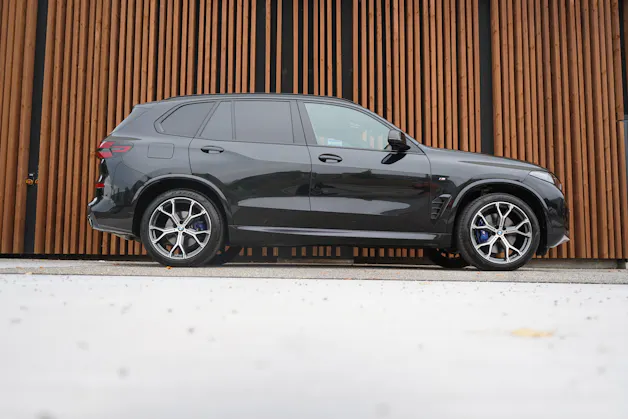 BMW X5 xDRIVE 48V 40i M SPORT PRO BLACK STEPTRONIC l 381 PS