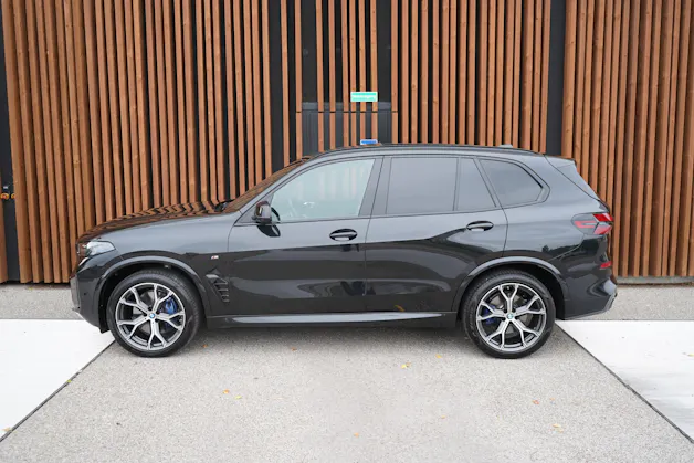 BMW X5 xDRIVE 48V 40i M SPORT PRO BLACK STEPTRONIC l 381 PS