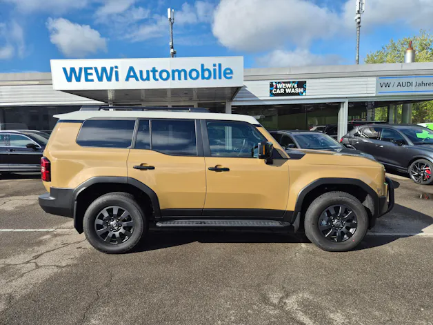 Toyota Land Cruiser 2.8TD Invincible