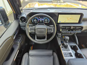 Toyota Land Cruiser 2.8TD Invincible