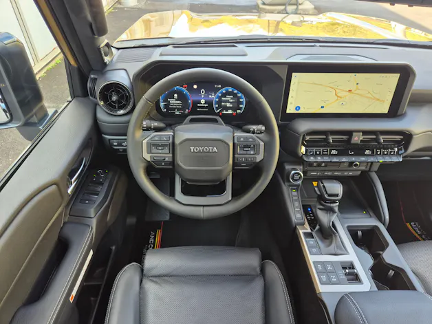 Toyota Land Cruiser 2.8TD Invincible