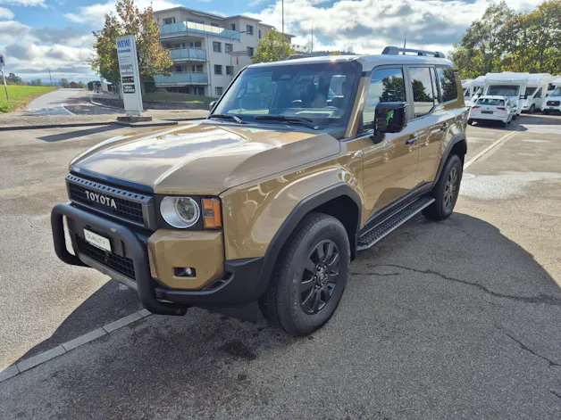 Toyota Land Cruiser 2.8TD Invincible