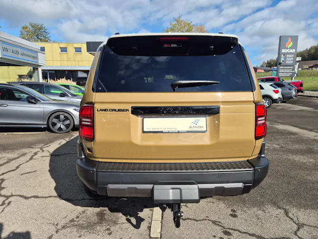 Toyota Land Cruiser 2.8TD Invincible