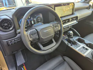 Toyota Land Cruiser 2.8TD Invincible