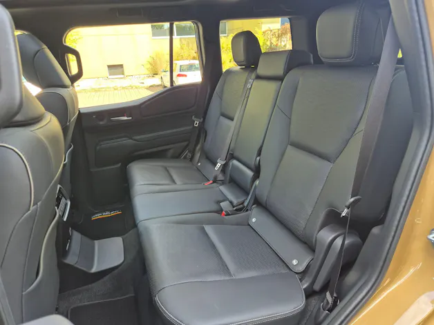Toyota Land Cruiser 2.8TD Invincible