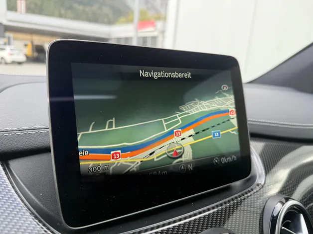 MERCEDES-BENZ B 220 AMG Line 4Matic 7G-DCT * SOMMER & WINTERRÄDER*