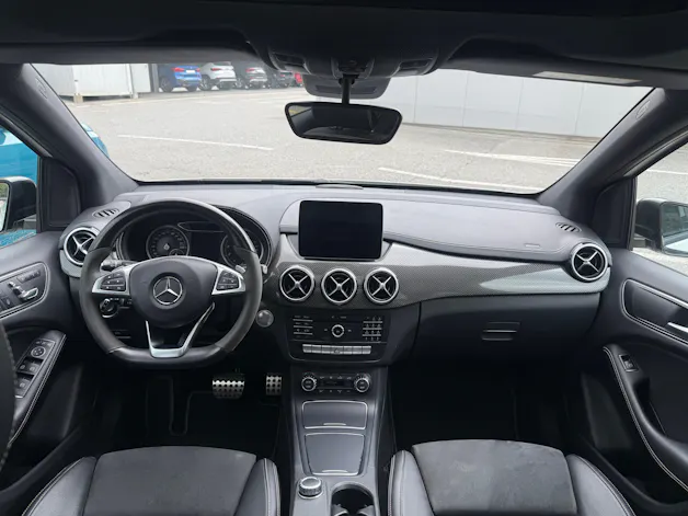 MERCEDES-BENZ B 220 EDITION AMG Line 4Matic 7G-DCT *SOMMER & WINTERRÄDER*