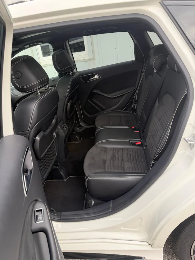 MERCEDES-BENZ B 220 AMG Line 4Matic 7G-DCT * SOMMER & WINTERRÄDER*