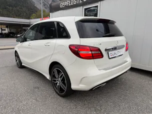 MERCEDES-BENZ B 220 AMG Line 4Matic 7G-DCT * SOMMER & WINTERRÄDER*