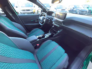 PEUGEOT 208 1.2 MHEV 110 Sondermodell ENVY