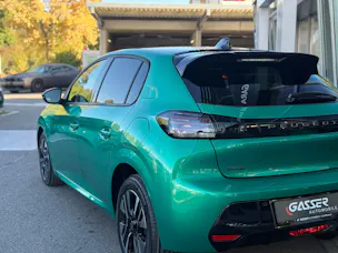 PEUGEOT 208 1.2 MHEV 110 Sondermodell ENVY