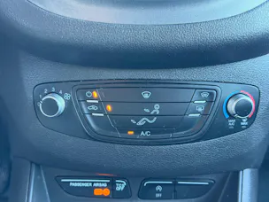FORD Transit Courier Van 1.0 EcoB Trend
