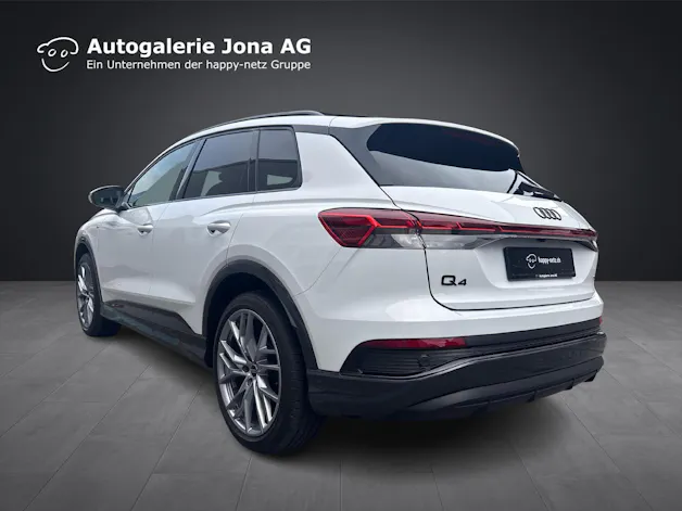 AUDI Q4 e-tron 55 quattro