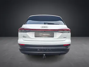 AUDI Q4 e-tron 55 quattro