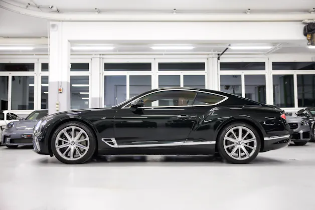 BENTLEY CONTINENTALental GT 4.0 V8 *CH-FHZ*