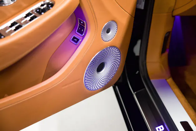 BENTLEY CONTINENTALental GT 4.0 V8 *CH-FHZ*