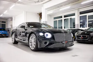 BENTLEY Continental GT 4.0 V8 *CH-FHZ*