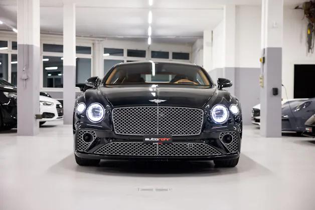 BENTLEY CONTINENTALental GT 4.0 V8 *CH-FHZ*