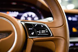 BENTLEY Continental GT 4.0 V8 *CH-FHZ*