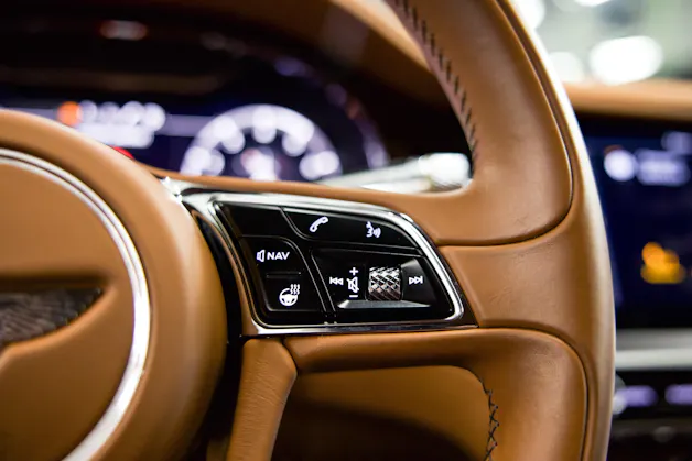 BENTLEY CONTINENTALental GT 4.0 V8 *CH-FHZ*