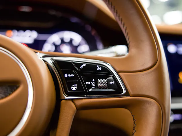BENTLEY CONTINENTALental GT 4.0 V8 *CH-FHZ*