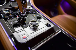 BENTLEY Continental GT 4.0 V8 *CH-FHZ*