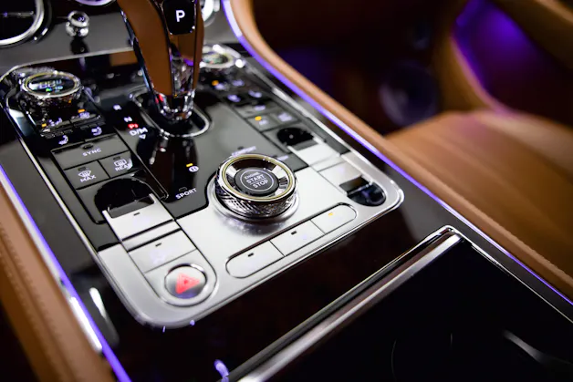 BENTLEY CONTINENTALental GT 4.0 V8 *CH-FHZ*