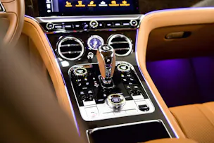 BENTLEY Continental GT 4.0 V8 *CH-FHZ*