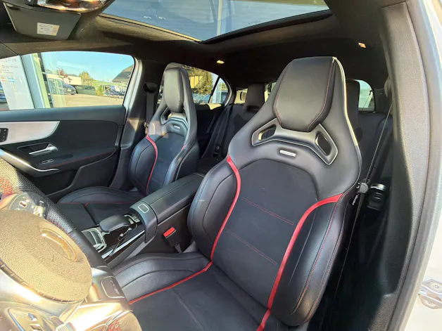 MERCEDES-BENZ A 35 AMG 4Matic Speedshift