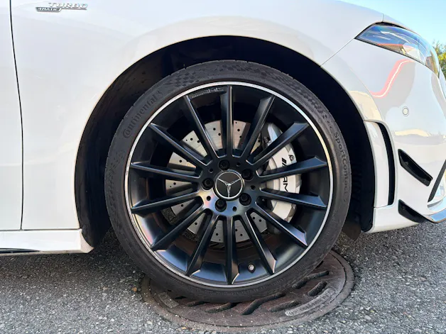 MERCEDES-BENZ A 35 AMG 4Matic Speedshift