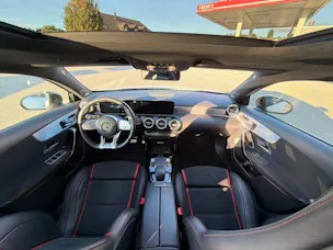 MERCEDES-BENZ A 35 AMG 4Matic Speedshift