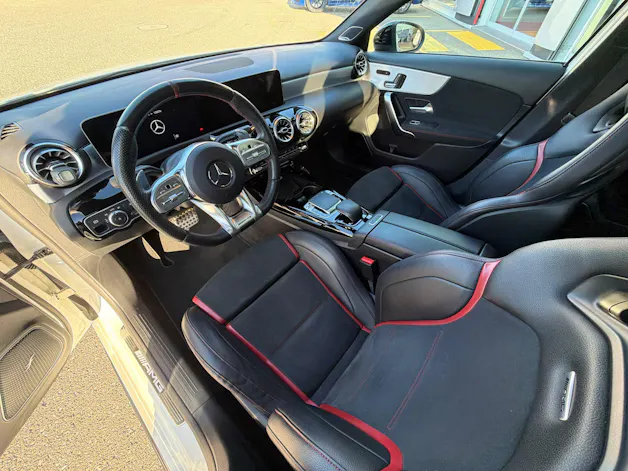 MERCEDES-BENZ A 35 AMG 4Matic Speedshift