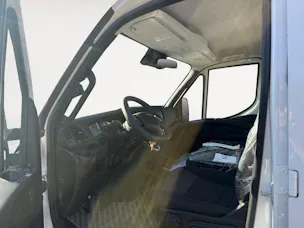 IVECO 42 S 14E mit 3-Seitenkipper