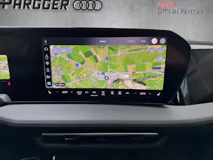 AUDI Q4 e-tron SUV quattro performance Swiss Ski