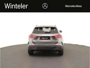 MERCEDES-BENZ GLA 200 Night Star 7G-D