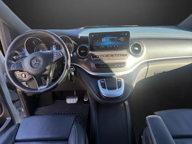 MERCEDES-BENZ EQV 300 Avantgarde lang