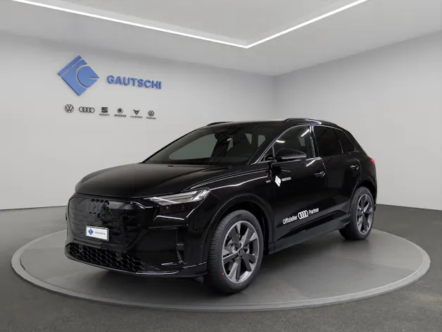 AUDI Q4 e-tron SUV quattro performance Swiss Ski