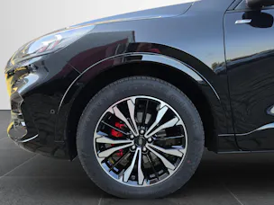 FORD Kuga 2.5 Hybrid ST-Line X 4x4