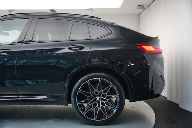 BMW X4M xDrive M Competition Steptronic *CH-Fahrzeug*
