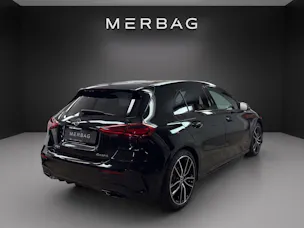 MERCEDES-BENZ A 220 4Matic 8G-DCT