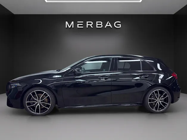 MERCEDES-BENZ A 220 4Matic 8G-DCT