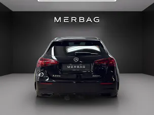 MERCEDES-BENZ A 220 4Matic 8G-DCT