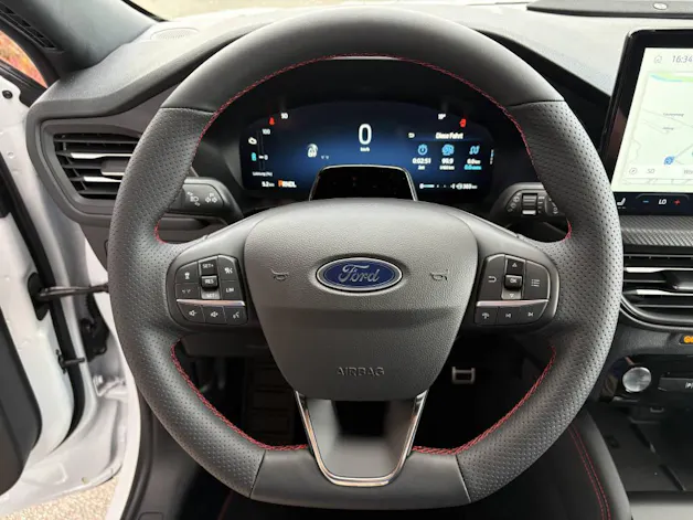 FORD Kuga 2.5 Hybrid ST-Line X 4x4 **White Edition**