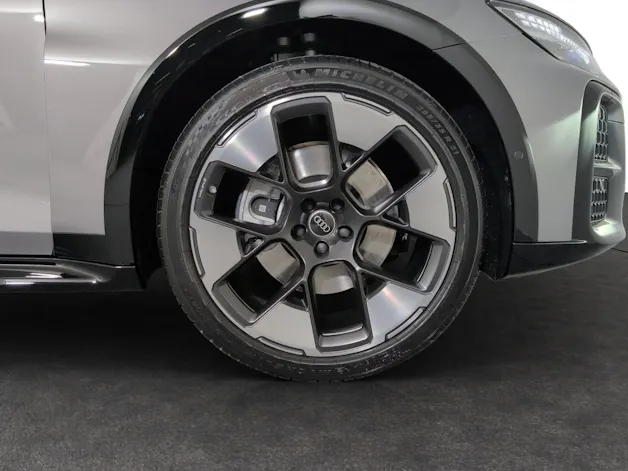 AUDI A6 allroad e-hybrid quattro 270 kW S tronic