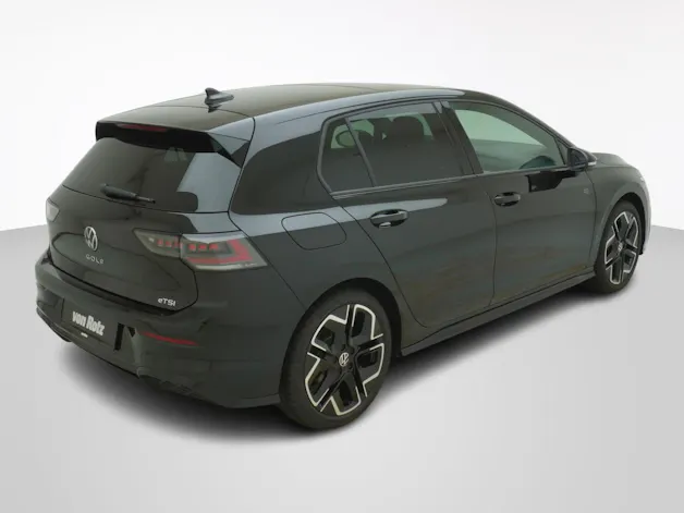 VW Golf VIII 1.5 eTSI R-Line DSG