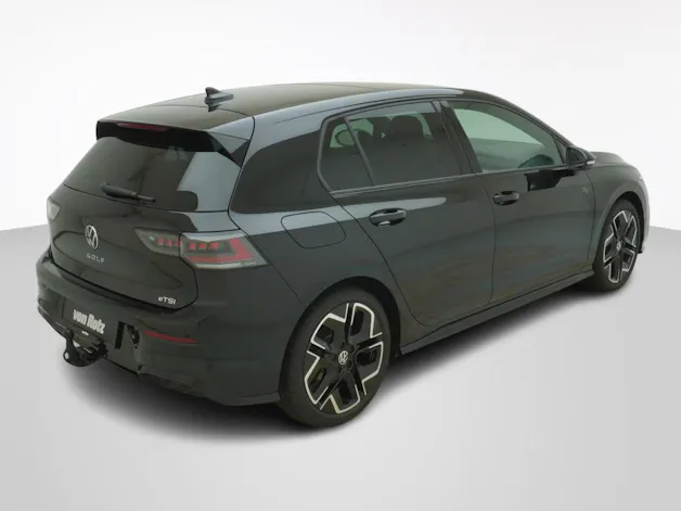 VW Golf VIII 1.5 eTSI R-Line DSG