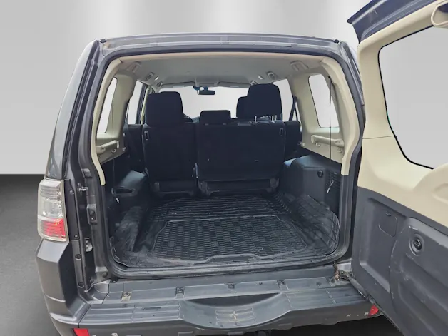 Mitsubishi Pajero 3.2 DI-D Professional Plus Automatic